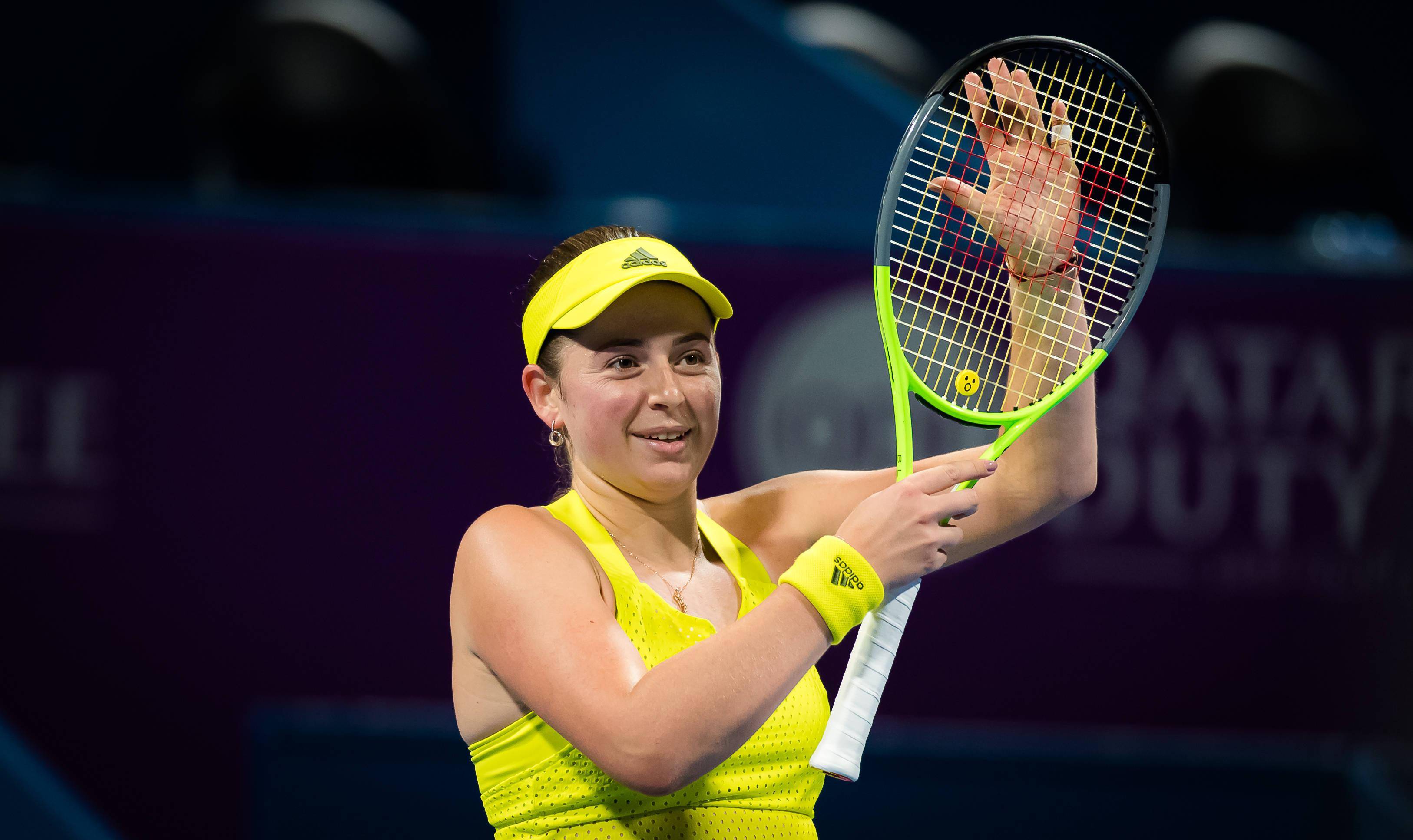 开云app-穆古鲁扎重要时刻反败为胜，老鹰带队取胜！-开云app