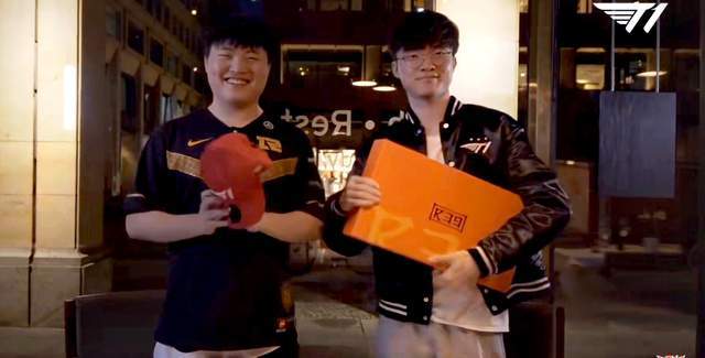 kaiyun-Uzi重返赛场，爆冷首场状态出色，热火观众沸腾！观众掌声雷动-kaiyun