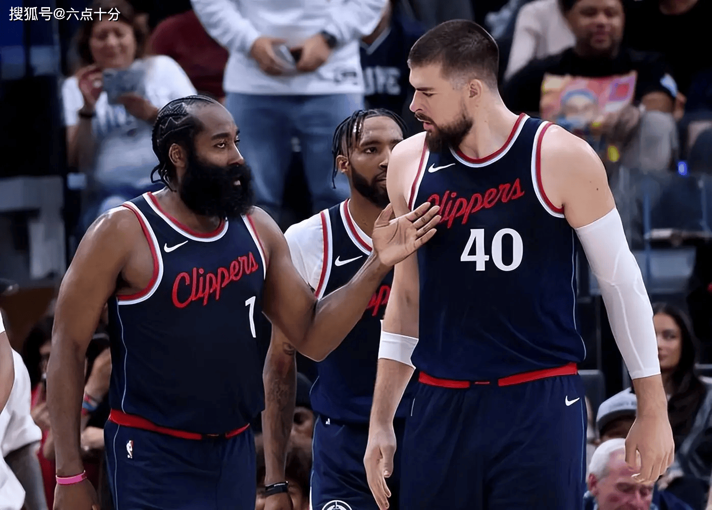 开云-包含哈登与50激战中国队分钟，重要助攻胜负难料！，蒂姆焦点对战赢得满堂喝彩的词条-开云