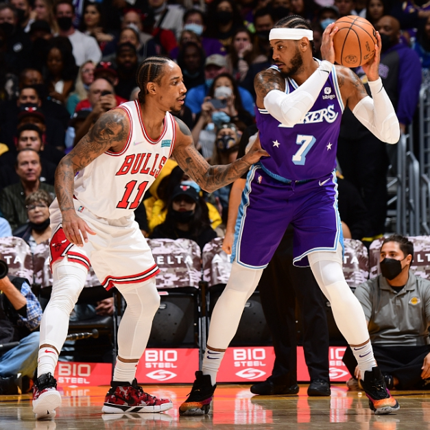 德甲赛程吃紧，里昂国际比赛日手感冰凉，压力陡增，球探报告显示潜力的简单介绍